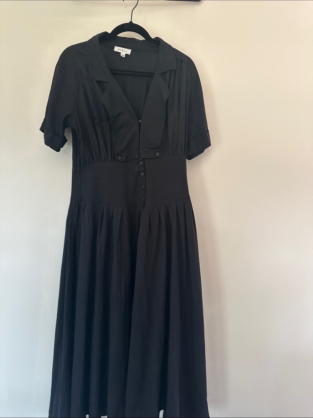 Petal & Pup Black Short-Sleeve Midi Dress